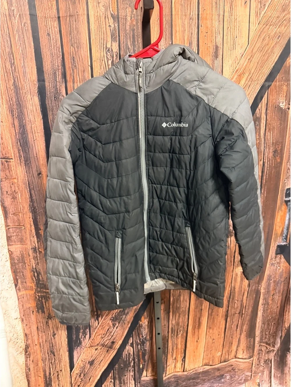 Columbia Black and Gray Hooded Puffer Jacket, Size Large